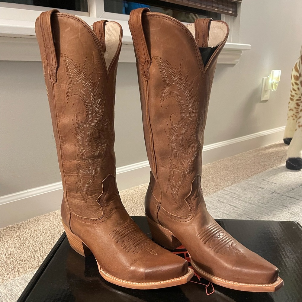 FREEBIRD Cowboy boots… woodland tan size 8